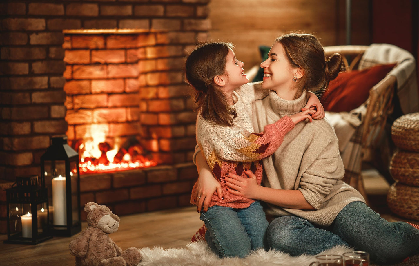 Topline Energy Heat Logs - Ultra Dry Compressed Wood Fuel with Wood Wool Firelighters. Great for Burners, Open Fires and Multi-Fuel Stoves. Planet-Friendly Briquettes Pack of 24
