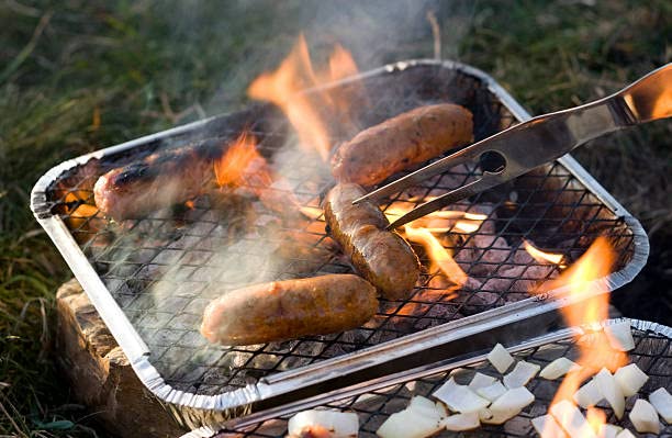 Topline Disposable Portable BBQ Grill Tray - Pack of 4 Instant Light Charcoal Barbecues Grill Tray Card for Garden BBQs, Camping BBQ, Fishing or Picnic Set