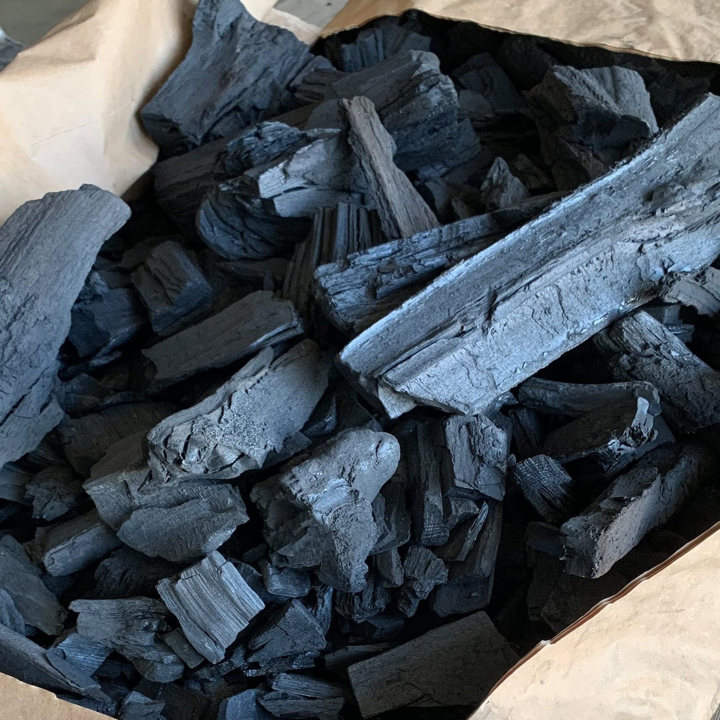 Big K Chilla-Grilla Restaurant Grade Lumpwood Charcoal 12kg Bag & Big K Woodies Natural Wood Wool Firelighters 300g with Topline Card. Perfect for Outdoor Barbecues, Camping BBQs.