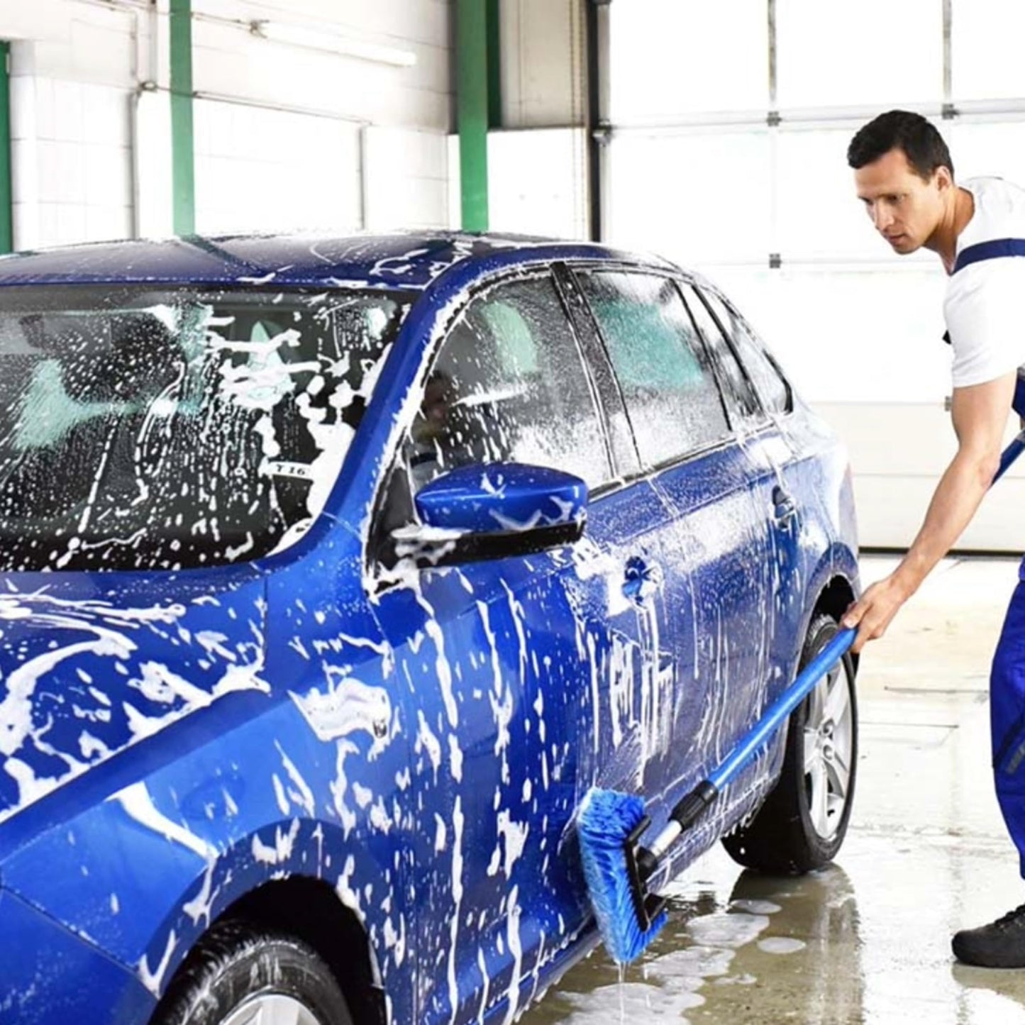 Car Shampoo & Tyre Shine Bundle - Simoniz Dual Action Car Wash Shampoo with Carnauba Wax 5L, Back to Black Tyre Shine Spray 600ml & Large Foam Sponge for Intensive Long Lasting Cleaning with Card