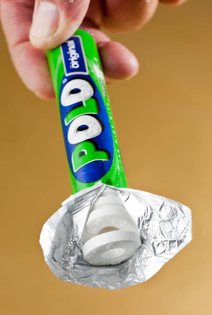 Nestle Polo Rolls Bulk Buy - 2 Boxes of 32 x 34g Original Polo Mints Tubes with Topline Card. Perfect Peppermint Mints Multipack Sweets for Your Fresh & Minty Breath.