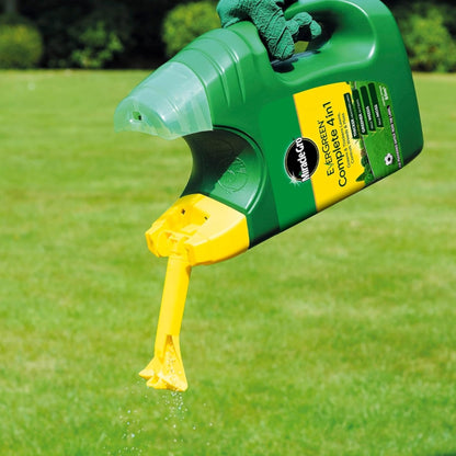 Fast Growing Grass Seed Bundle - Miracle GRO Child & Pet Friendly Fast Grass Lawn Seed 480g 16m2 & Complete 4in1 Lawn Food Spreader 2.8kg 80m2 Spring Lawn Feed Weed and Moss Killer with Topline Card