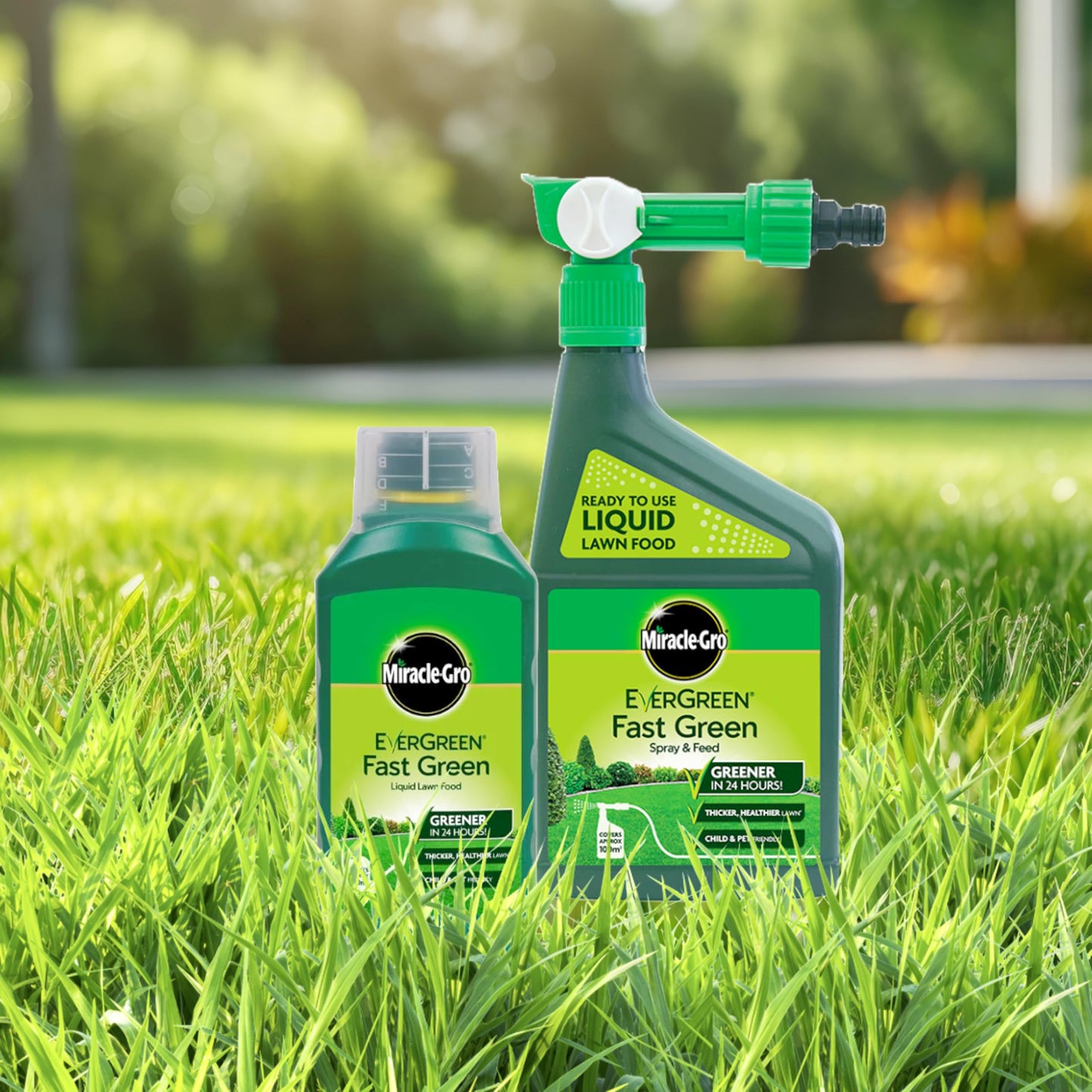 Miracle Grow Liquid Lawn Feed - Lawn Fertiliser Bundle of 1L Fast Green Concentrate Lawn Food & 1L Ready to Use Spray and Feed Lawn Grass Fertiliser with Topline Card for Richer and Greener Grass