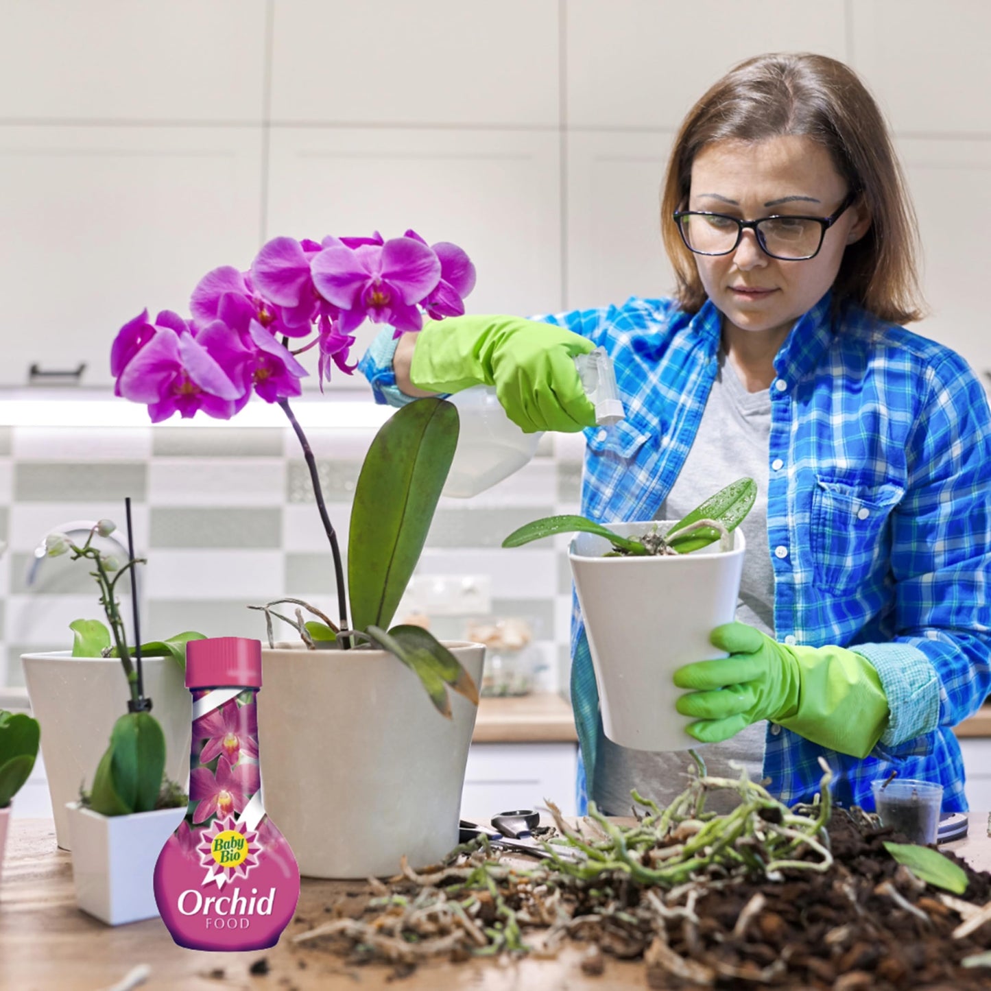 Orchid Plant Food Growing Bundle - Peat Free Orchid Potting Compost 10L & Orchid Flower Food 175ml Miracle Grow Fertiliser for House Plants Orchid Feed with Topline Card.