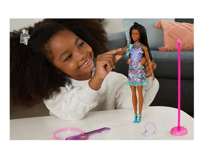 Barbie GYJ23 - Bühne frei für große Träume Malibu Barbiie Puppe
