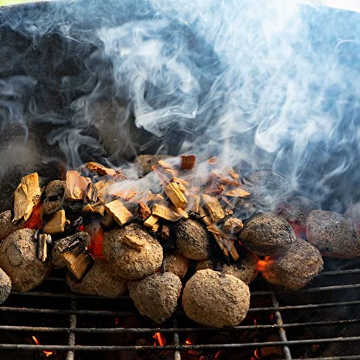 Big K Hickory Smoking Wood Chips - Pack of 3 Natural BBQ Smoker Wood Chips 400g Bags with Thank You Card for Smoking, Grilling, Barbecuing Meats.