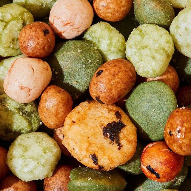 Mitsuba Wasabi Rice Snacks Bulk - Mixture of Spicy Rice Crackers & Coated Peanuts 800g Japanese Snacks with Topline Card for Party Food, Movie Nights or Pub Snacks.